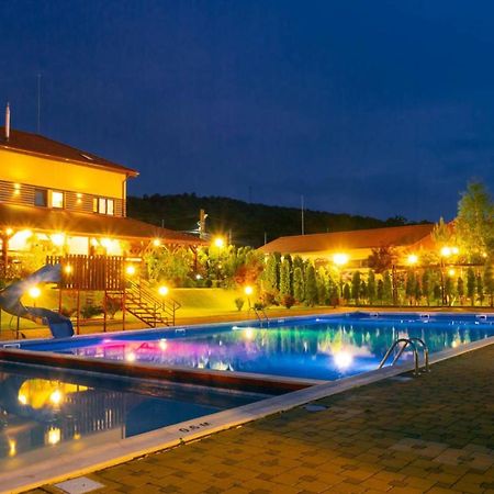 Aqua Party Hotel Victoria  Exterior foto