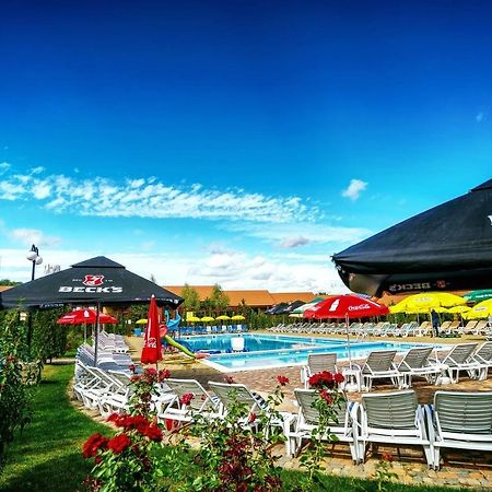 Aqua Party Hotel Victoria  Exterior foto